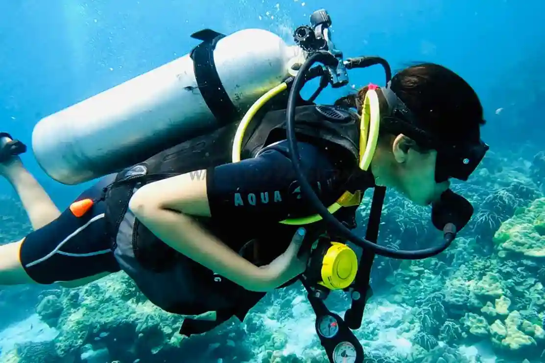 Scuba diving in Zanzibar’s coral reefs